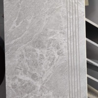 Ступенька из керамогранита Zeus Ceramica Kalakito Ivory SZRXKA1BRNQ Эко 600х300х9,2 мм бежевая, под камень, матовая, с противоковзскими прорезями
