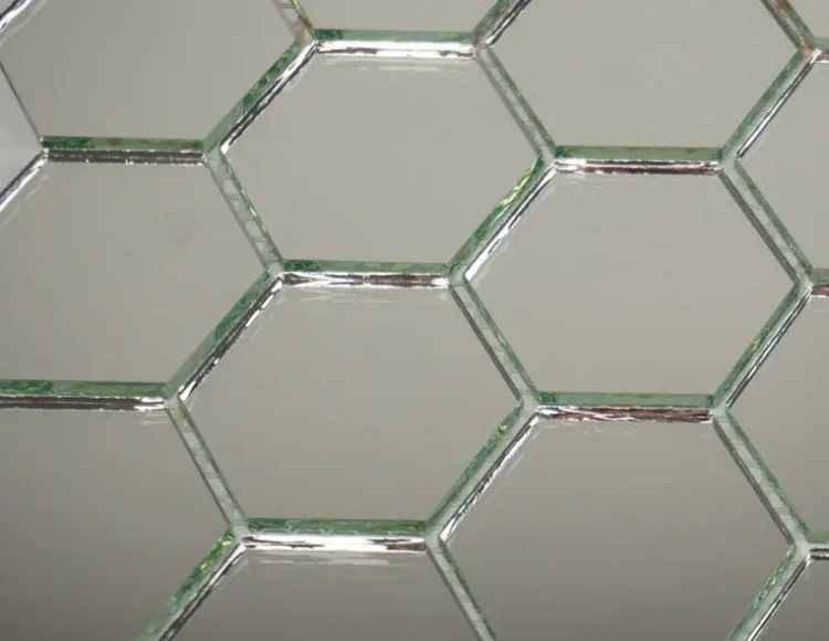 Мозаика зеркальная DecorStoneHub Zs-hex-Z серебристая 304х303 мм соты для зонирования пространства