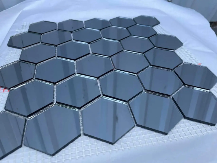 Мозаика зеркальная DecorStoneHub Zs-hex-G графитовая 304х303 мм шестиугольник для оформления каминов