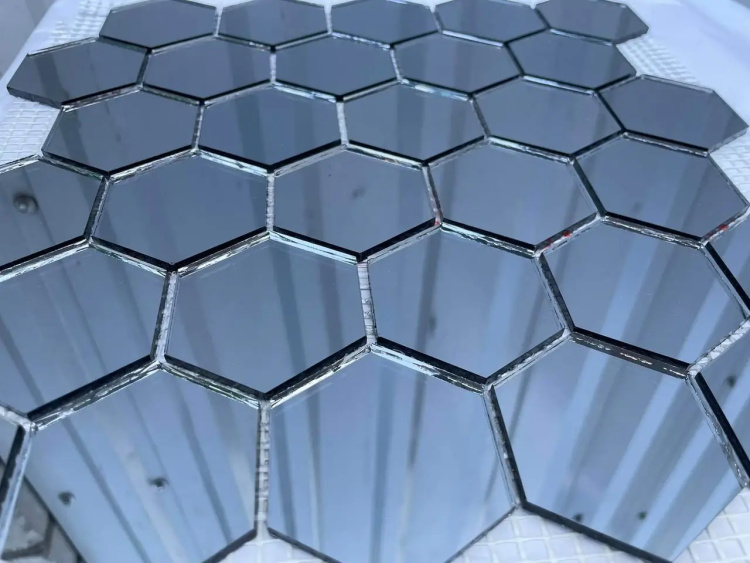 Мозаика зеркальная DecorStoneHub Zs-hex-G графитовая 304х303 мм шестиугольник для оформления каминов